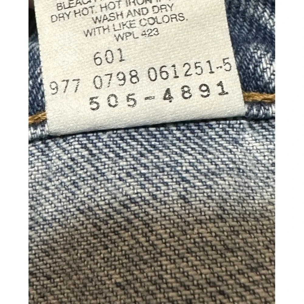 Vintage Levis 505 Regular Fit Straight Light Wash Jeans Men Sz 36x30 Denim